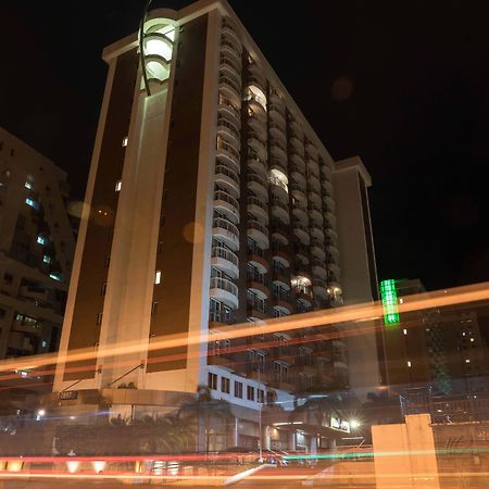 Отель Plaza Barra First Рио-де-Жанейро Экстерьер фото